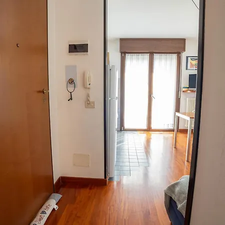 Getthekey Massarenti Apartament