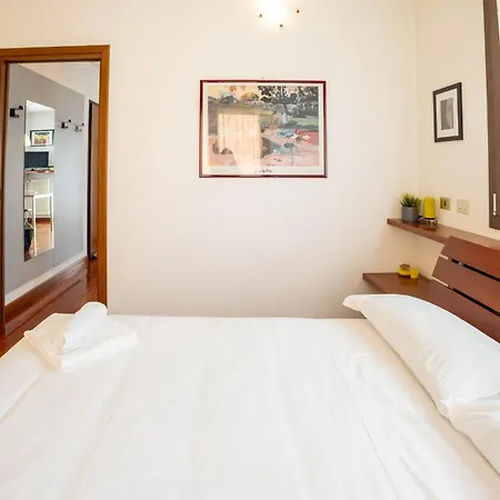 Getthekey Massarenti Apartament